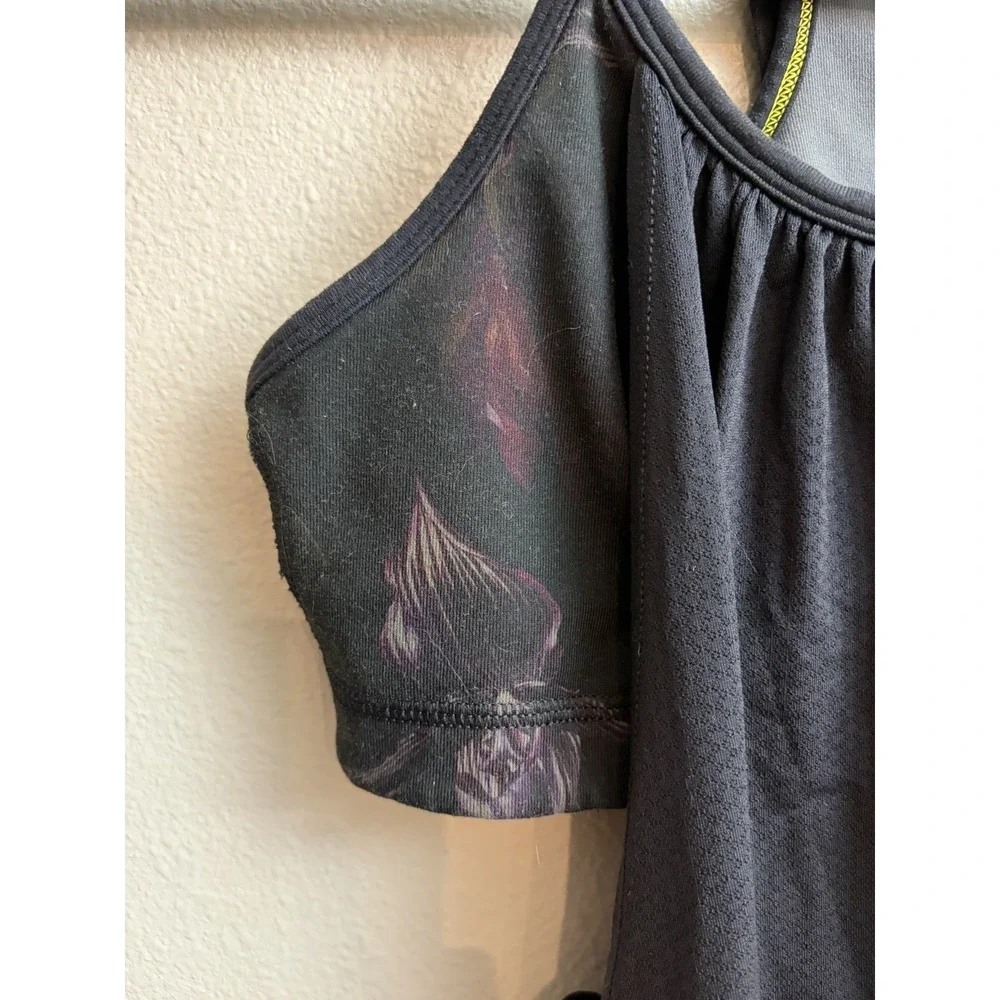 Lululemon No Limits Tank Top Black Floral Y2K Size 4 Gym Athleisure Yoga Pilates